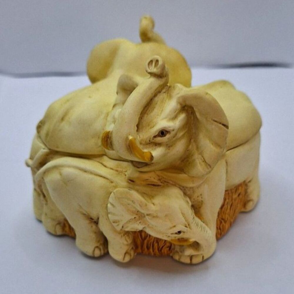 CCI Vintage Elephant Trinket Box Resin Home Decor Collectible Keepsake Gift Y2K
